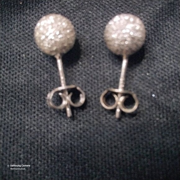 Silvora Hypoallergenic 925 Sterling Silver Crystal-Cut Disco Ball Stud Earrings - Picture 1 of 3